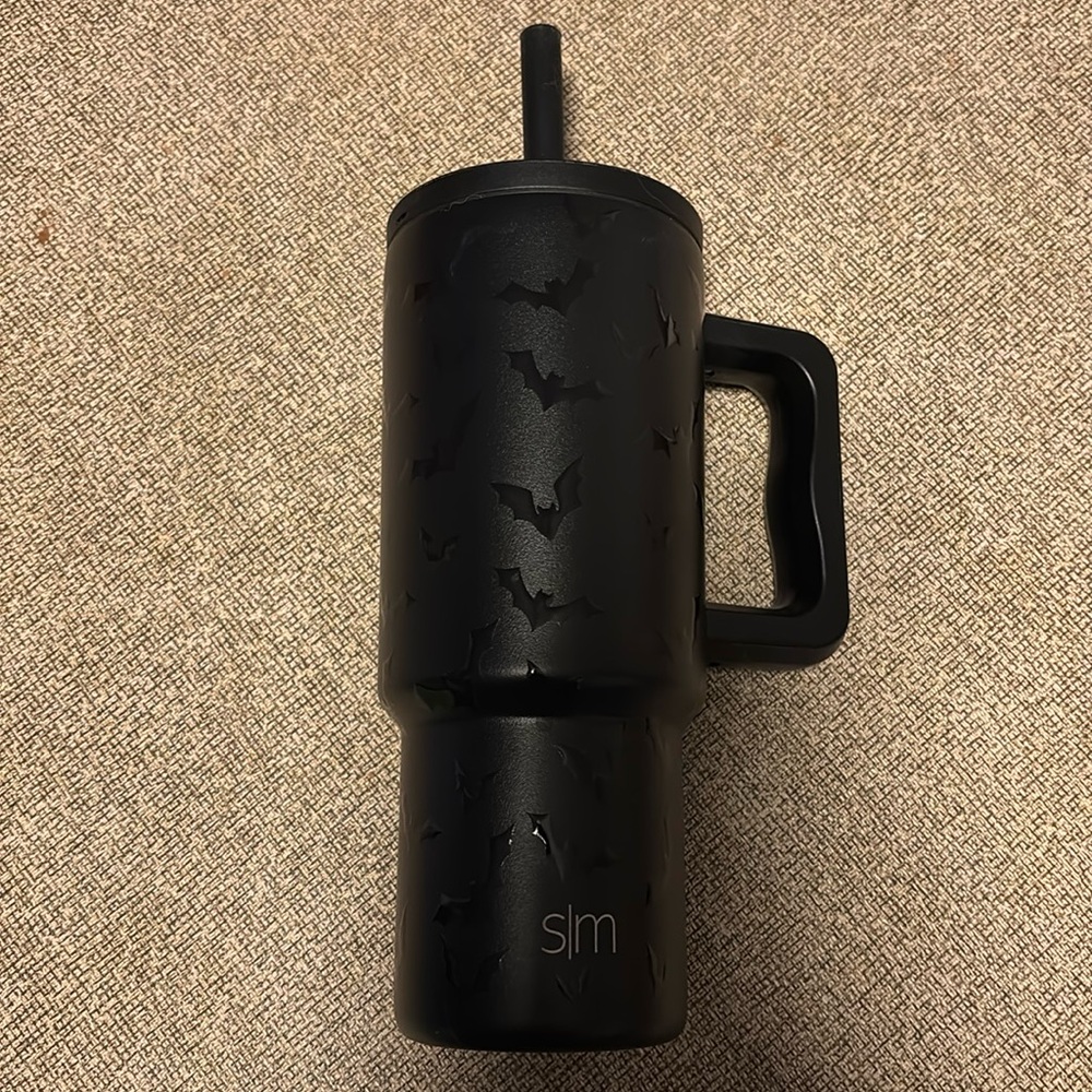 Simple Modern Black Bats Kids Trek